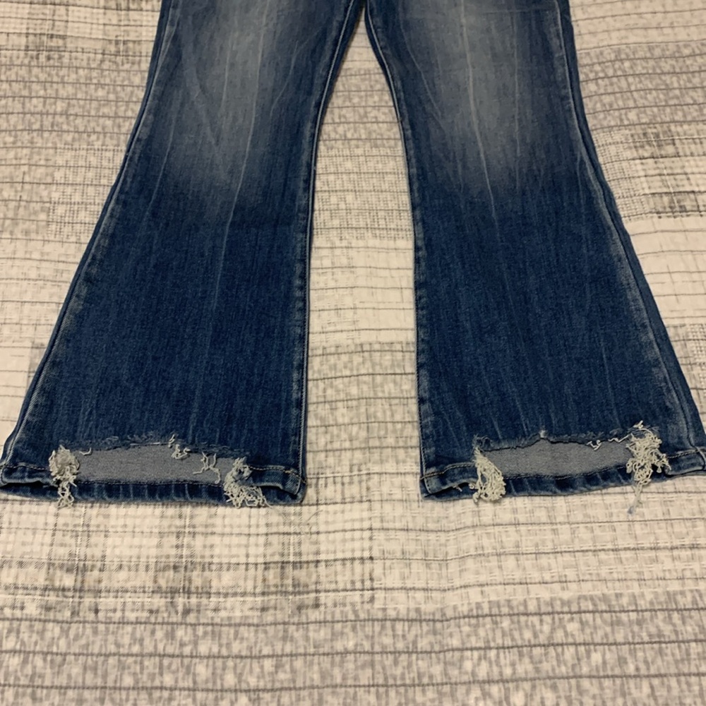 KanCan size 11/29 low rise crop flare blue jeans NWT - Picture 3 of 7